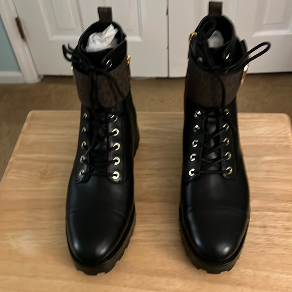 Michael Kors Shoes - NWT Michael Kors Genuine Leather Black/Brown Boots Size (10).